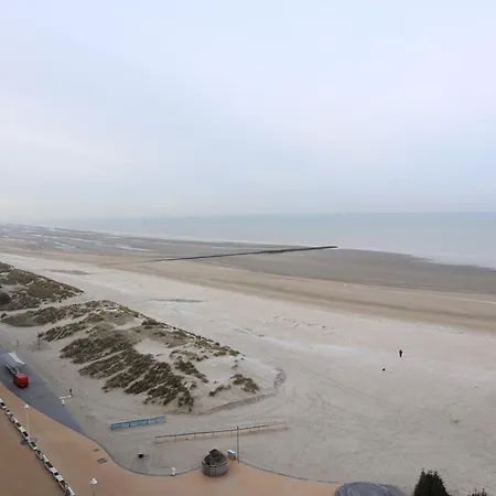 Lägenhet In By The Sea Wall, Cleaning Included